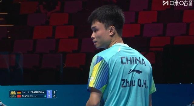 九游娱乐-周启豪2-3不敌弗朗西斯卡，国乒男队2人晋级澳门世界杯16强